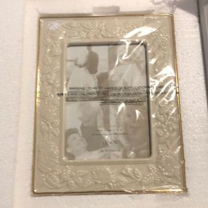 Lenox Photo Frame